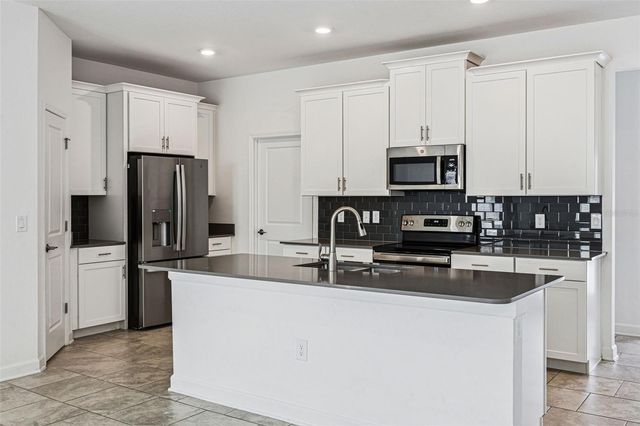 2975 ADDISON BOULEVARD, St Cloud, FL 34771