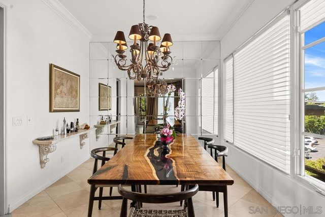 7157 Fay Ave, La Jolla, CA 92037