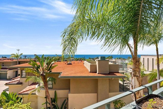 7157 Fay Ave, La Jolla, CA 92037