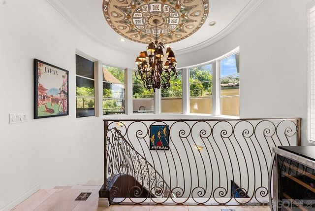 7157 Fay Ave, La Jolla, CA 92037