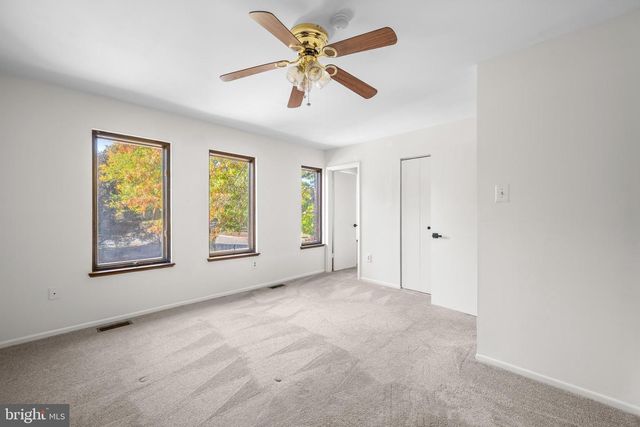 9453 CLOCKTOWER LN, Columbia, MD 21046