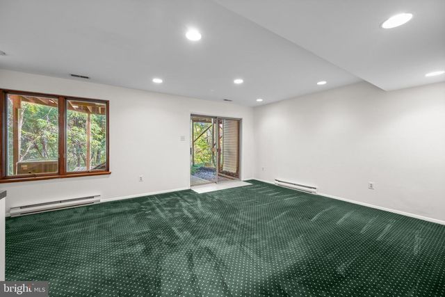 9453 CLOCKTOWER LN, Columbia, MD 21046