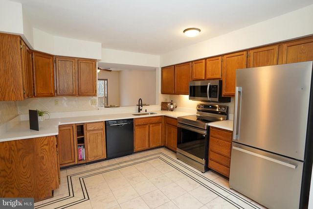 9453 CLOCKTOWER LN, Columbia, MD 21046