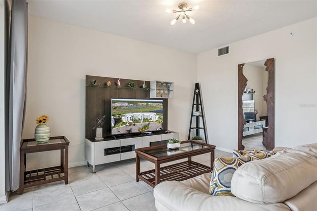 4721 CLOCK TOWER DRIVE 107, Kissimmee, FL 34746