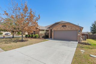204 Hale Irwin DR, Round Rock, TX 78664