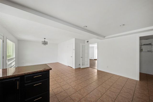 9404 Denbury Way, Houston, TX 77025