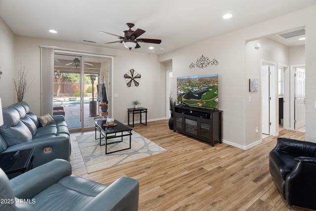 26638 W IRMA Lane, Buckeye, AZ 85396