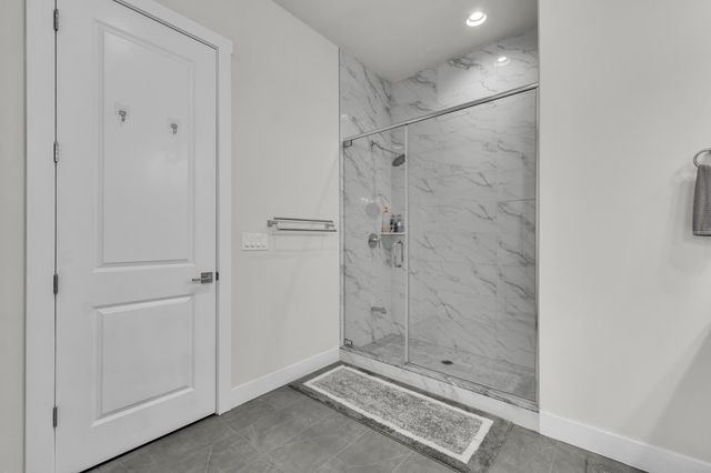 628 Pine Circle, Ann Arbor, MI 48105