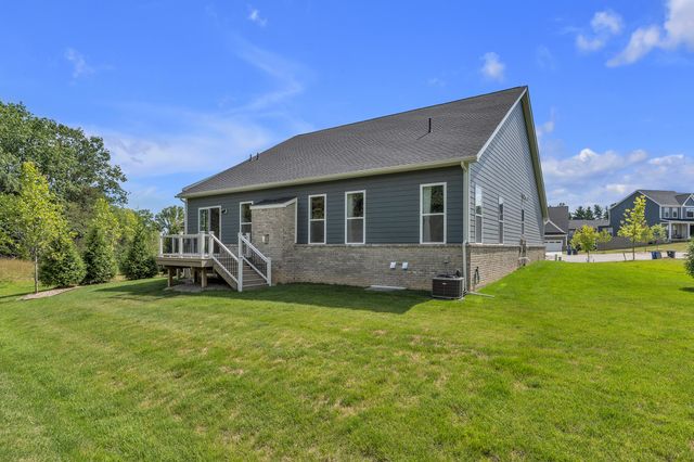 628 Pine Circle, Ann Arbor, MI 48105