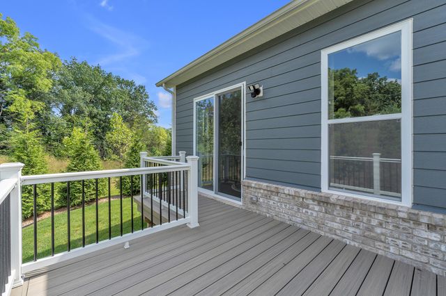 628 Pine Circle, Ann Arbor, MI 48105