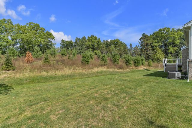 628 Pine Circle, Ann Arbor, MI 48105