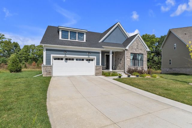 628 Pine Circle, Ann Arbor, MI 48105