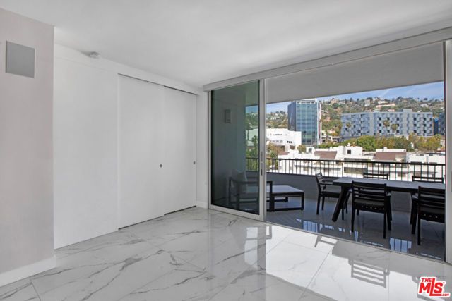 1100 Alta Loma Road 1103, West Hollywood, CA 90069