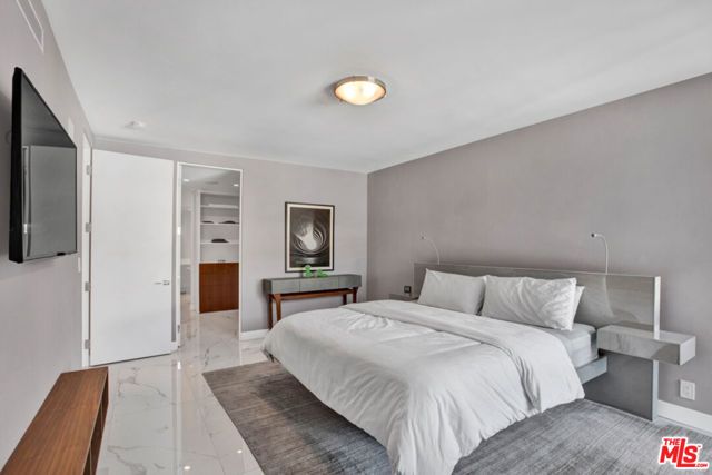 1100 Alta Loma Road 1103, West Hollywood, CA 90069