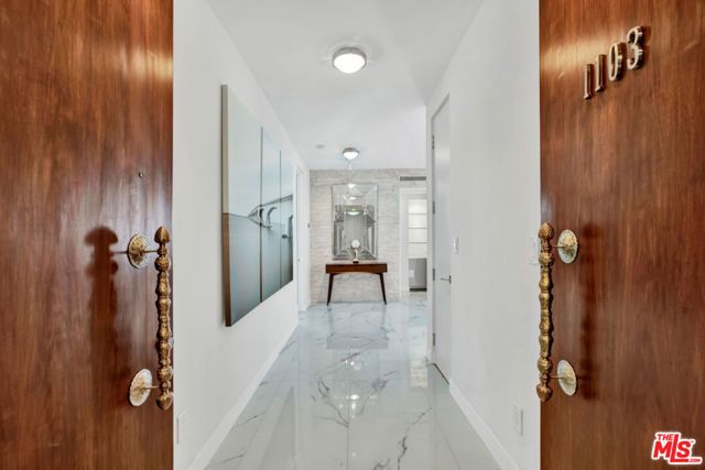 1100 Alta Loma Road 1103, West Hollywood, CA 90069
