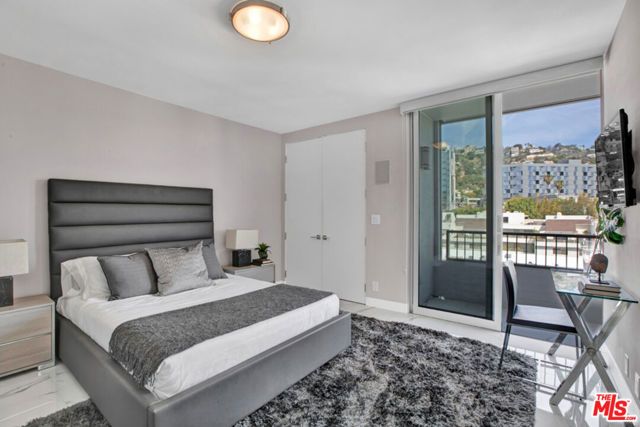 1100 Alta Loma Road 1103, West Hollywood, CA 90069