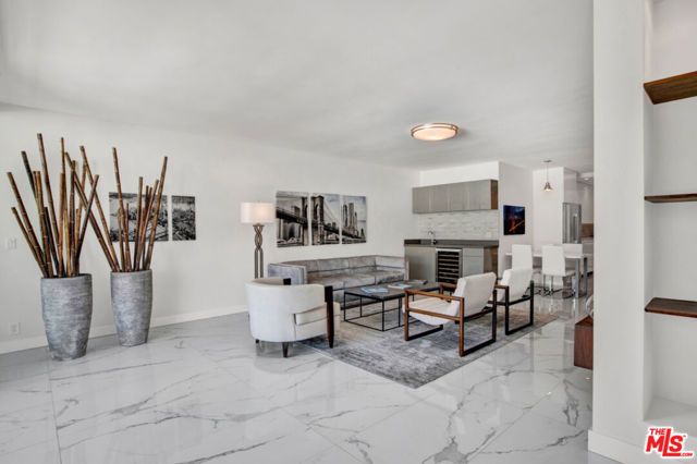 1100 Alta Loma Road 1103, West Hollywood, CA 90069