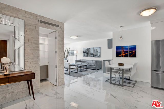 1100 Alta Loma Road 1103, West Hollywood, CA 90069