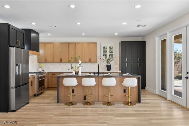 4493 Rometta Avenue, Las Vegas, NV 89141