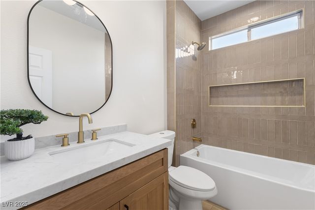 4493 Rometta Avenue, Las Vegas, NV 89141