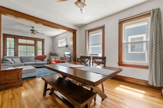 553 Manomin Avenue, Saint Paul, MN 55107