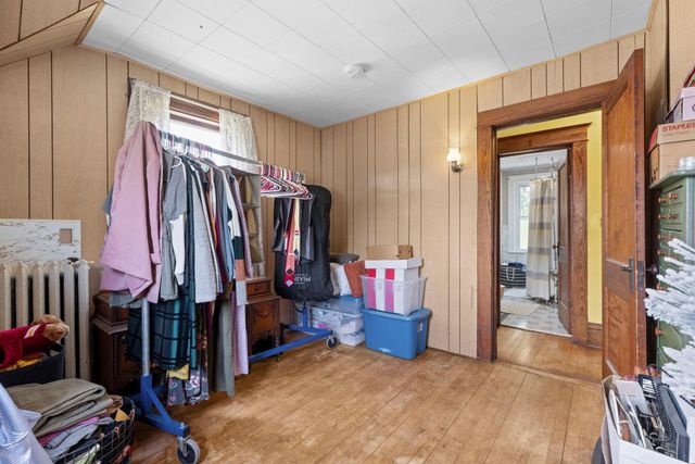 553 Manomin Avenue, Saint Paul, MN 55107