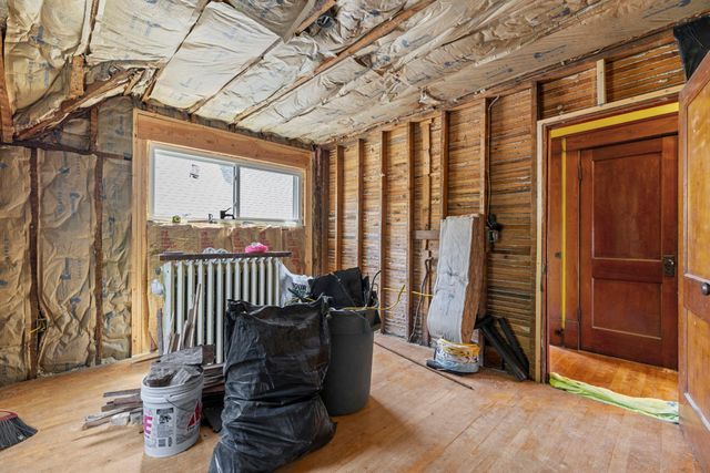 553 Manomin Avenue, Saint Paul, MN 55107