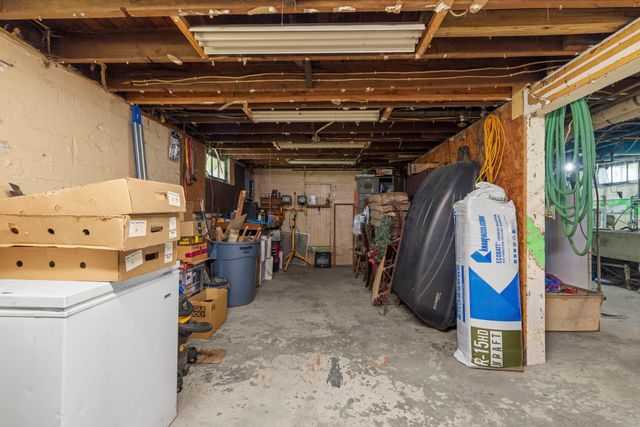 553 Manomin Avenue, Saint Paul, MN 55107