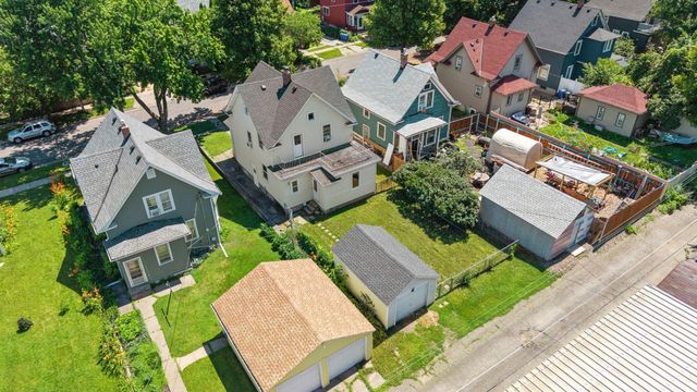 553 Manomin Avenue, Saint Paul, MN 55107