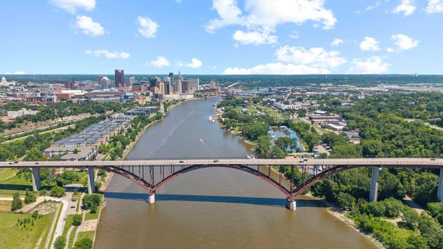 553 Manomin Avenue, Saint Paul, MN 55107