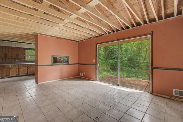 6263 Dodgen Road SW, Mableton, GA 30126