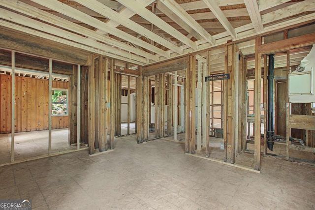 6263 Dodgen Road SW, Mableton, GA 30126