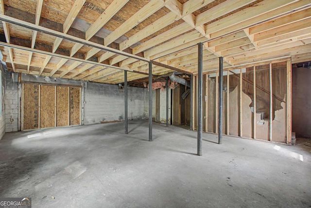 6263 Dodgen Road SW, Mableton, GA 30126