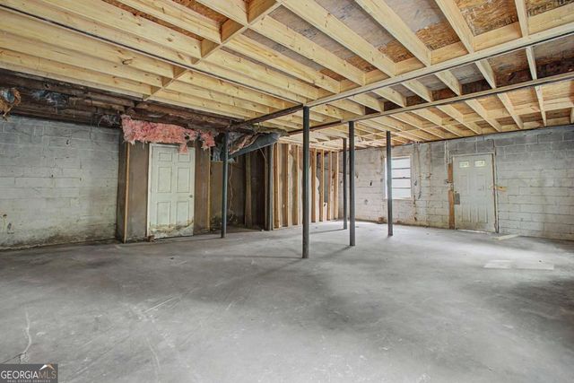 6263 Dodgen Road SW, Mableton, GA 30126