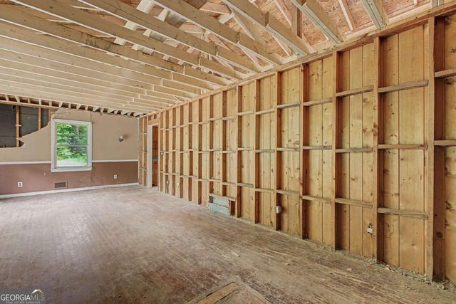 6263 Dodgen Road SW, Mableton, GA 30126