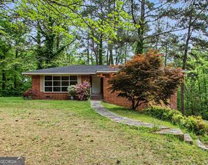 6263 Dodgen Road SW, Mableton, GA 30126