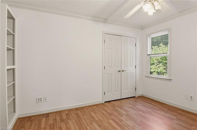 318 Kepley Craver Avenue, Lexington, NC 27295