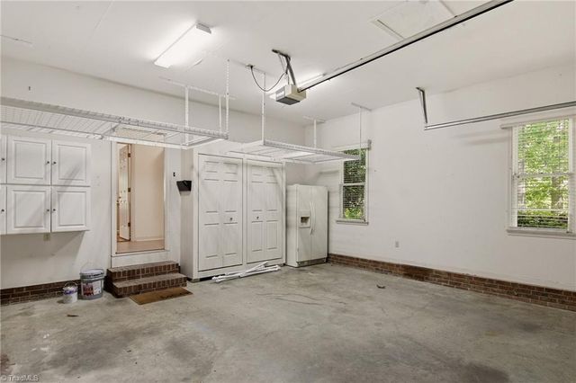 318 Kepley Craver Avenue, Lexington, NC 27295
