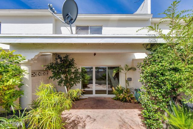 4099 E CAMPBELL Avenue, Phoenix, AZ 85018