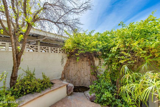 4099 E CAMPBELL Avenue, Phoenix, AZ 85018