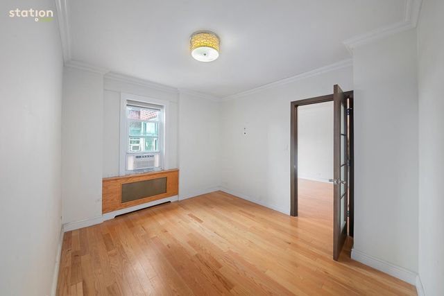 11045 Queens Blvd Apt 501, New York City, NY 11375