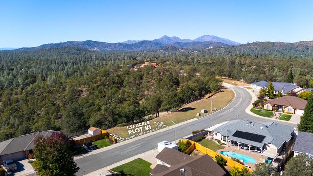 4165 Sunglow Drive, Redding, CA 96001