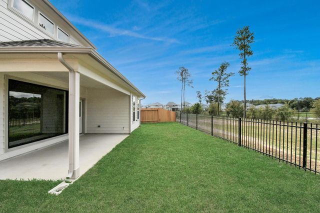 11927 Royal Willow Lane, Houston, TX 77066