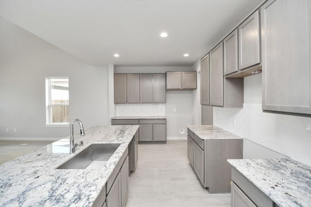 11927 Royal Willow Lane, Houston, TX 77066