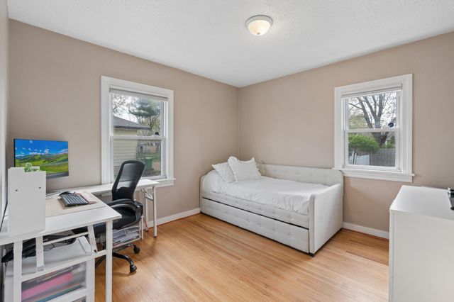 5631 Bryant Avenue N, Brooklyn Center, MN 55430