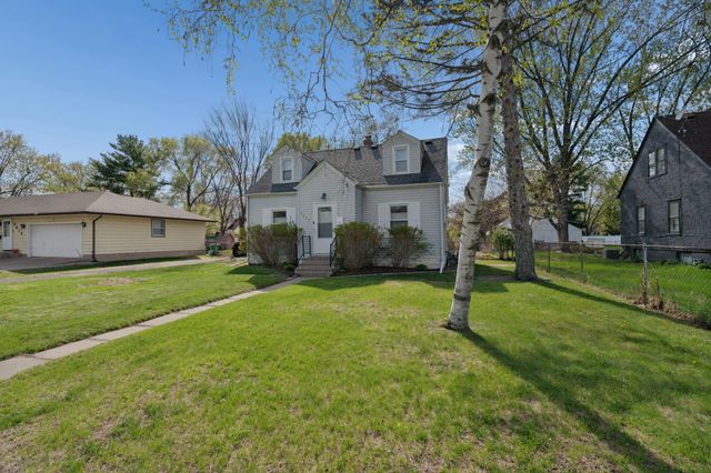 5631 Bryant Avenue N, Brooklyn Center, MN 55430
