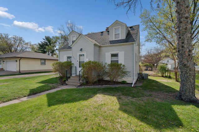 5631 Bryant Avenue N, Brooklyn Center, MN 55430