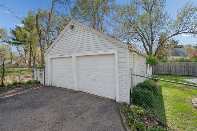 5631 Bryant Avenue N, Brooklyn Center, MN 55430