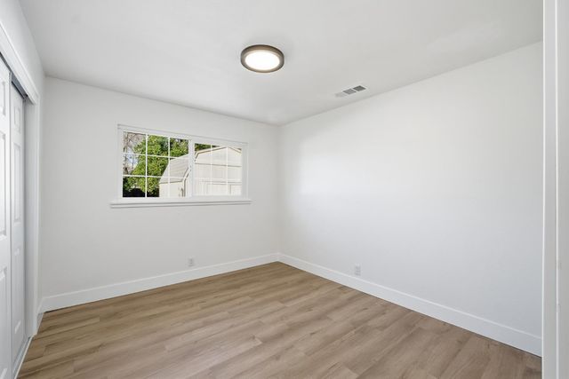 4023 E Fedora Avenue, Fresno, CA 93726