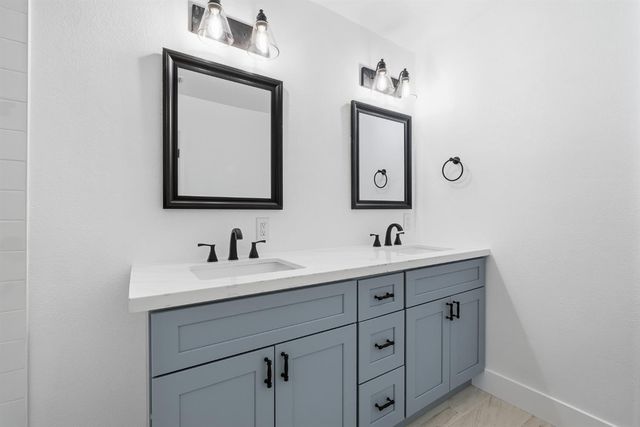 4023 E Fedora Avenue, Fresno, CA 93726